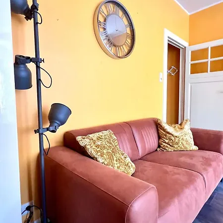 Beachside Family With Sea View For 6 Apartament De Panne