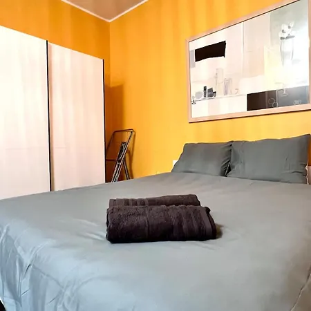 Beachside Family With Sea View For 6