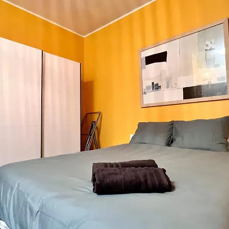 Beachside Family With Sea View For 6 *